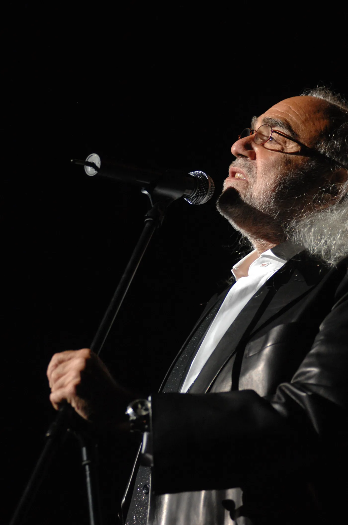 6660020-demis-roussos.jpg