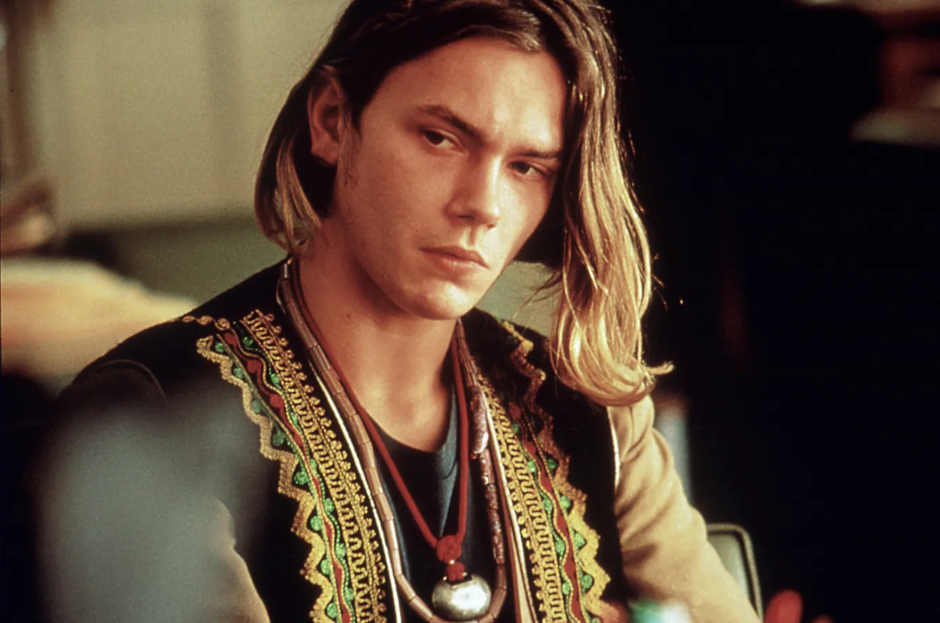 6344954-river-phoenix.jpg