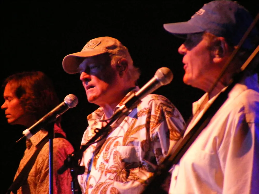 4551620-the-beach-boys.jpg