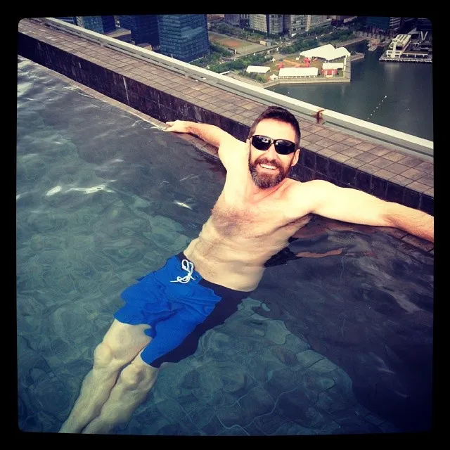 6410131-hugh-jackman.jpg