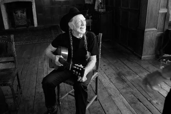 6477348-willie-nelson.jpg
