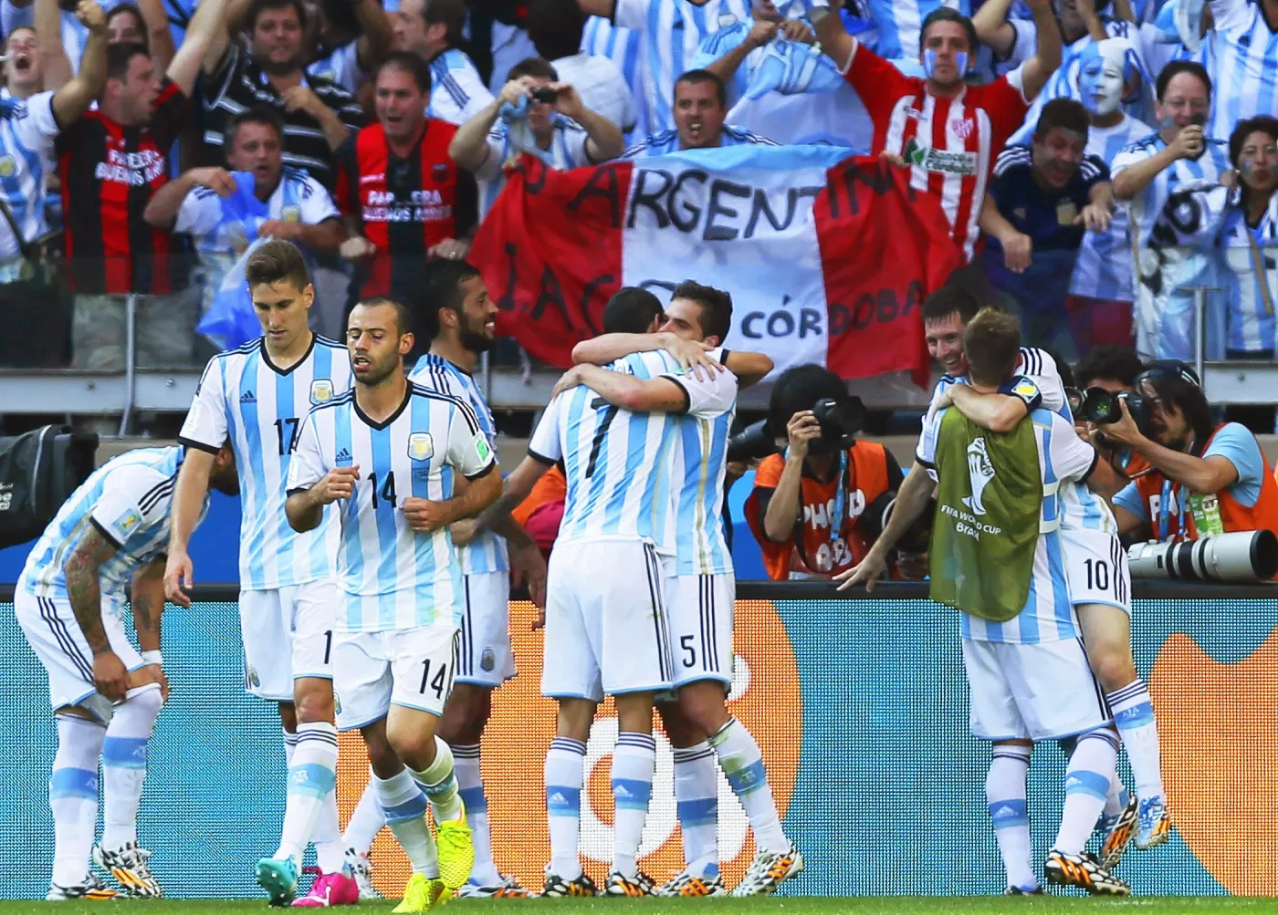 Argentyna piątym zespołem w 1/8 finału mundialu w Brazylii