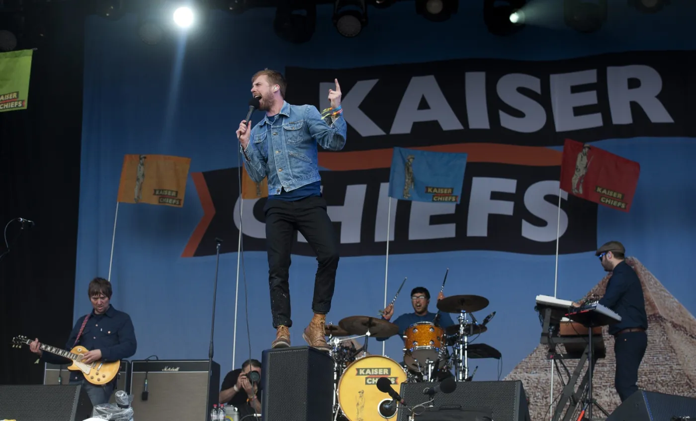 6496527-kaiser-chiefs.jpg