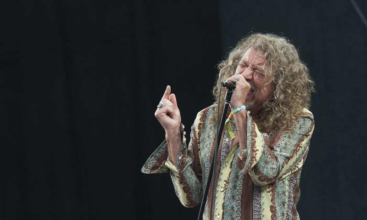 6503705-robert-plant.jpg