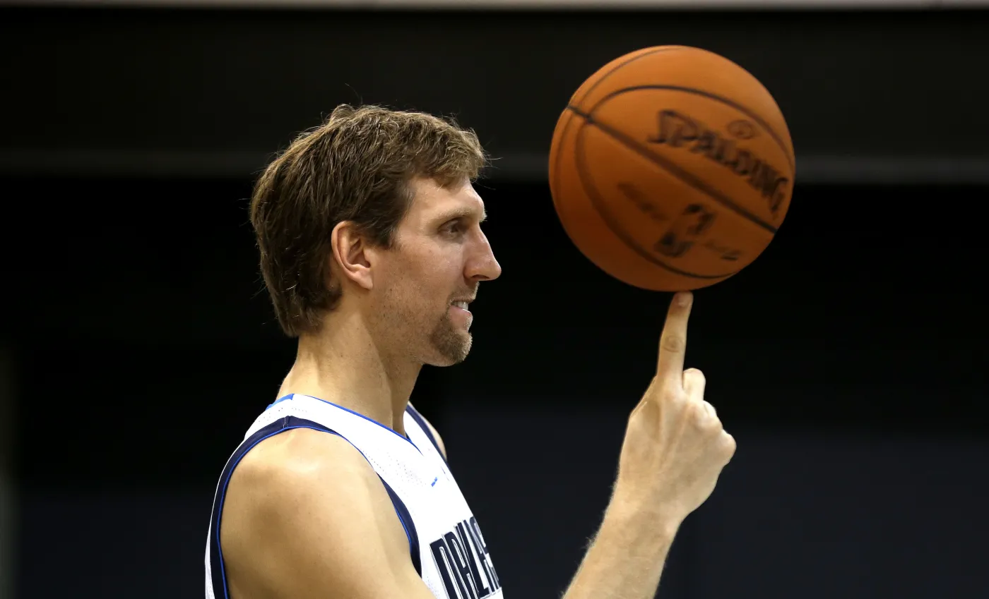 Liga NBA: Dirk Nowitzki podpisał nowy kontrakt z Dallas Mavericks