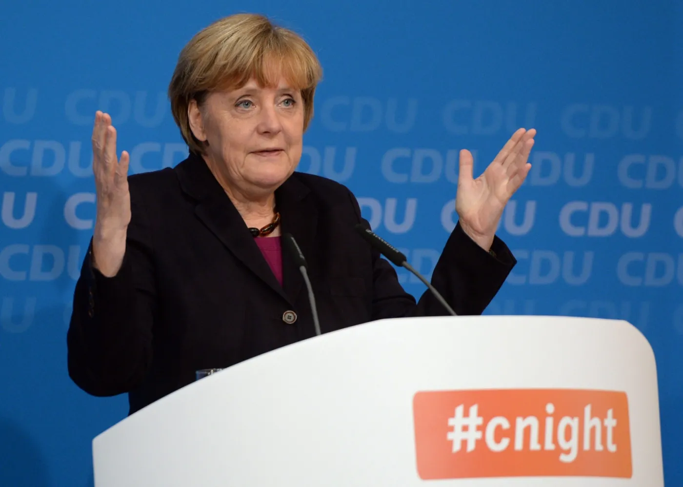 7027388-angela-merkel.jpg