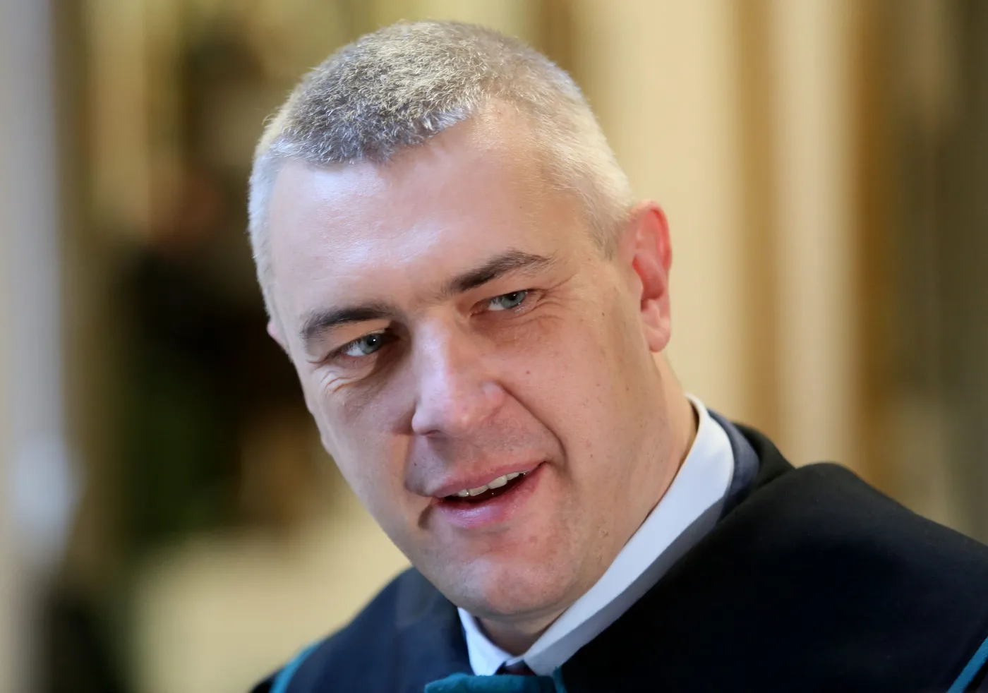 Giertych drwi z posła Mastalerka: Przejechał 40 tys. km bez samochodu