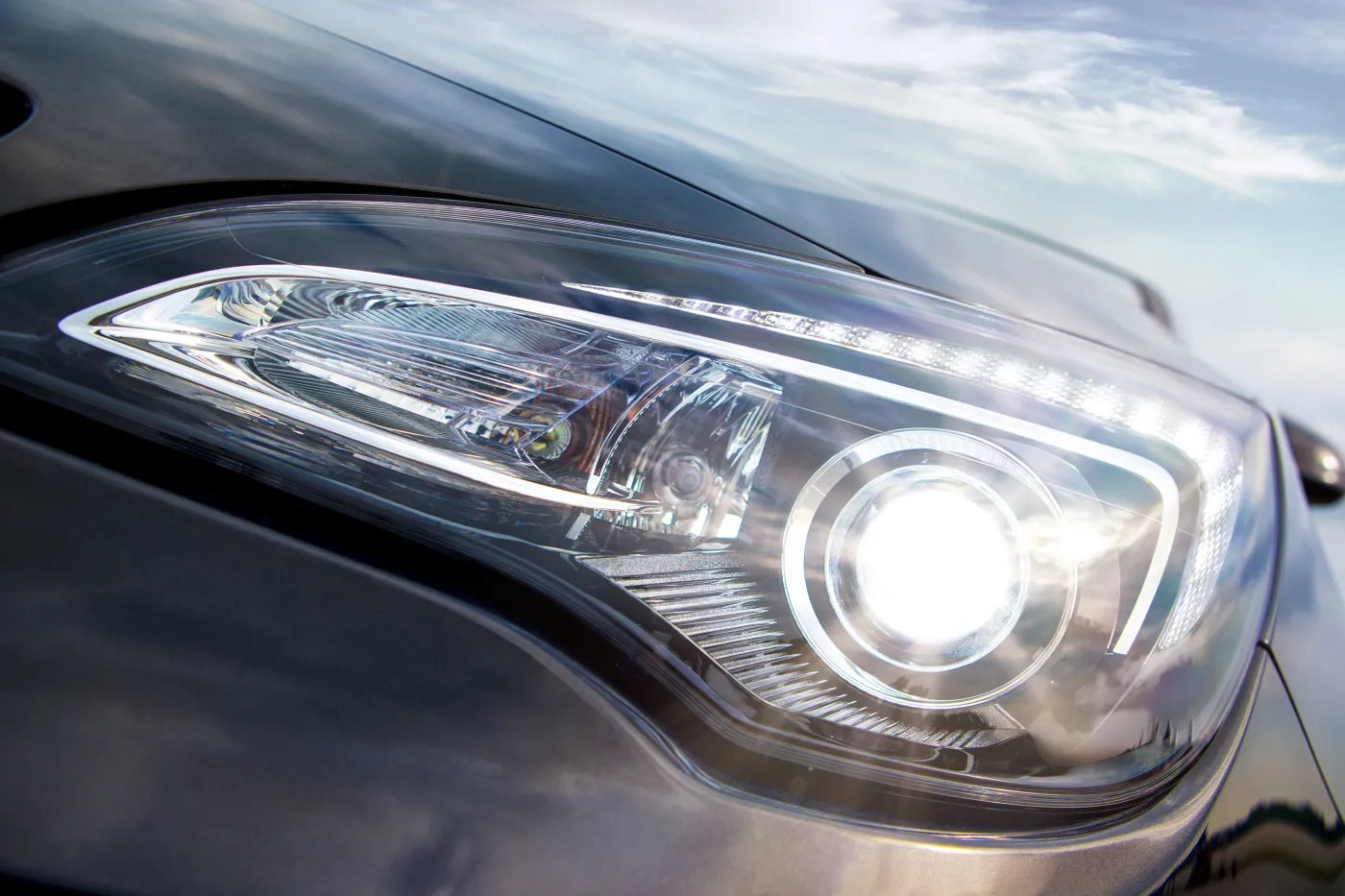 Polacy wyprodukują samochód nowej marki. Fabryka dostała zlecenie. Zdjęcia