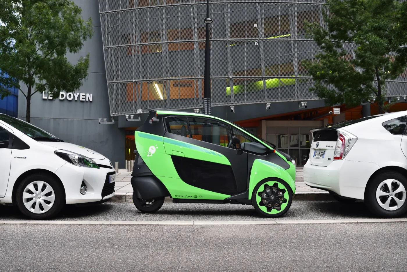 6846019-toyota-i-road.jpg
