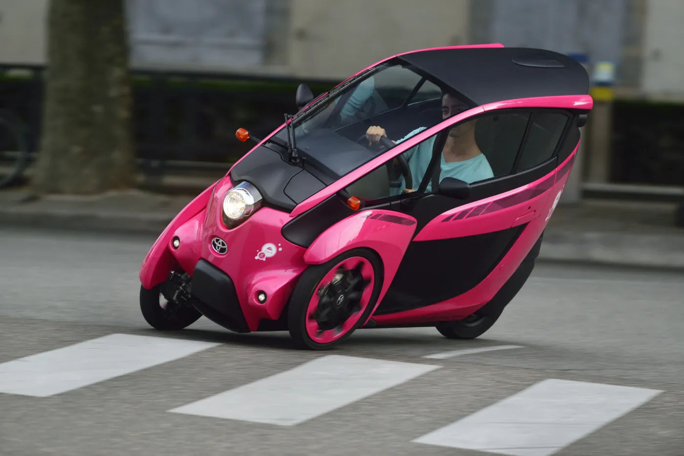 6846396-toyota-i-road.jpg