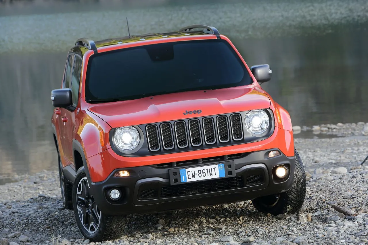 6849851-jeep-renegade.jpg