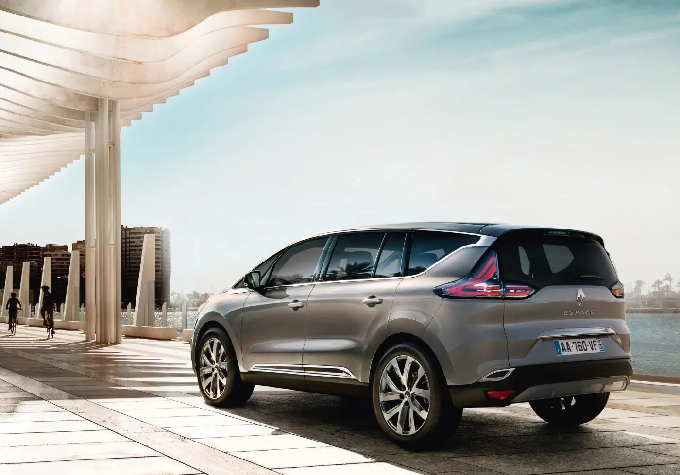 6859163-renault-espace.jpg