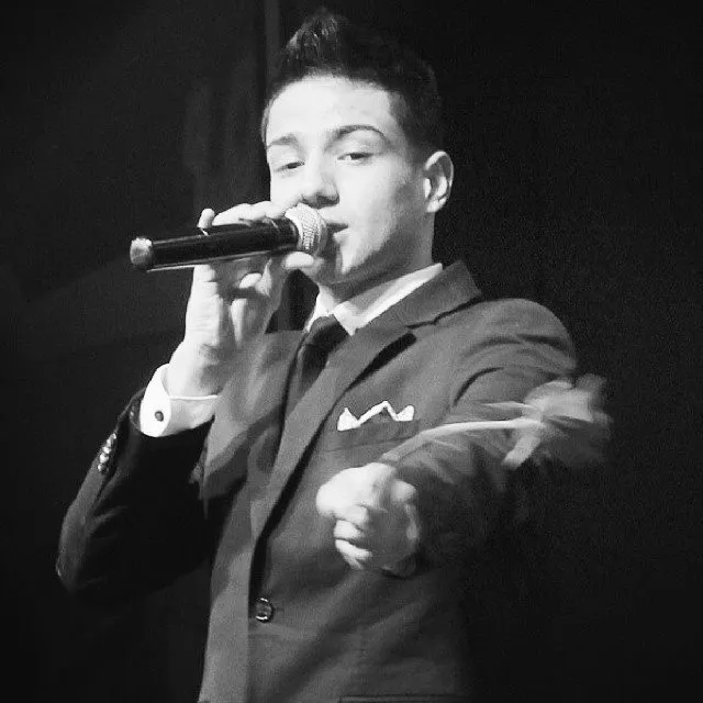 6861194-luis-coronel.jpg