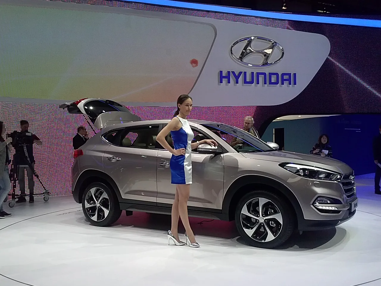 7500546-hyundai-tucson.jpg