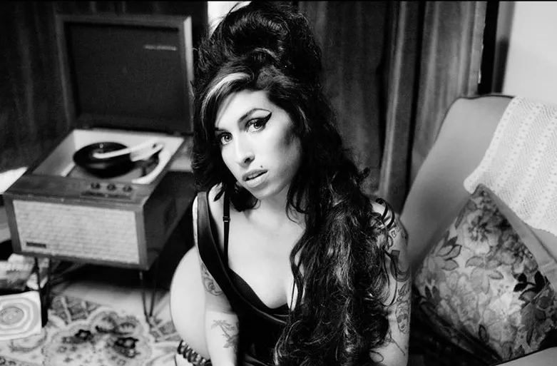 7551970-amy-winehouse.jpg