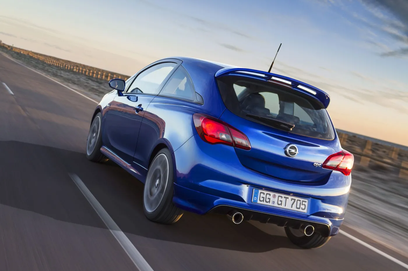 7381783-opel-corsa-opc.jpg