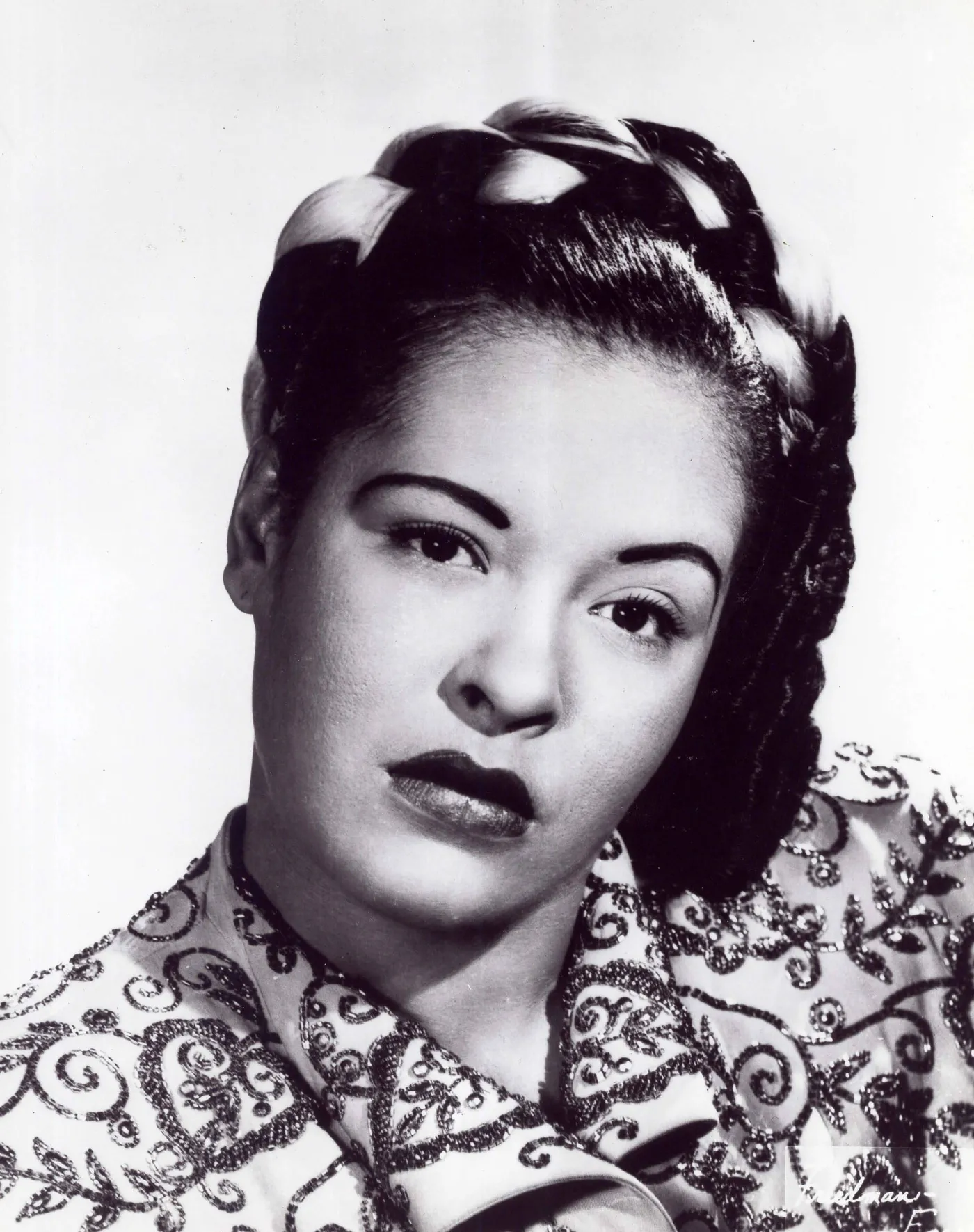 7617491-billie-holiday.jpg