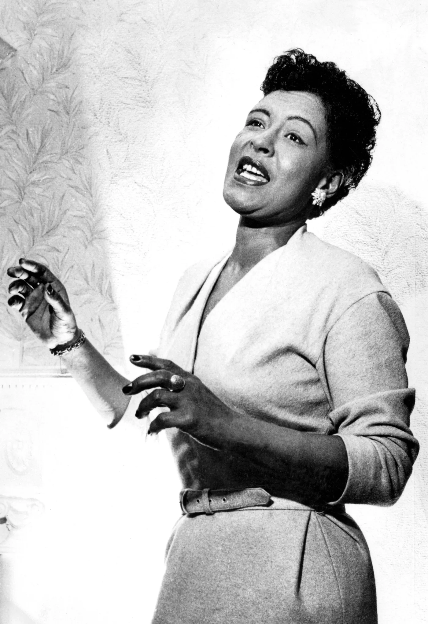 7617549-billie-holiday.jpg