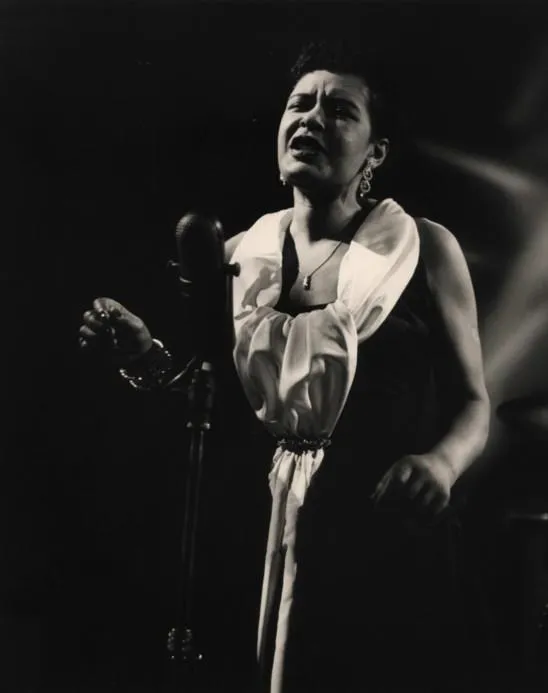 7619119-billie-holiday.jpg