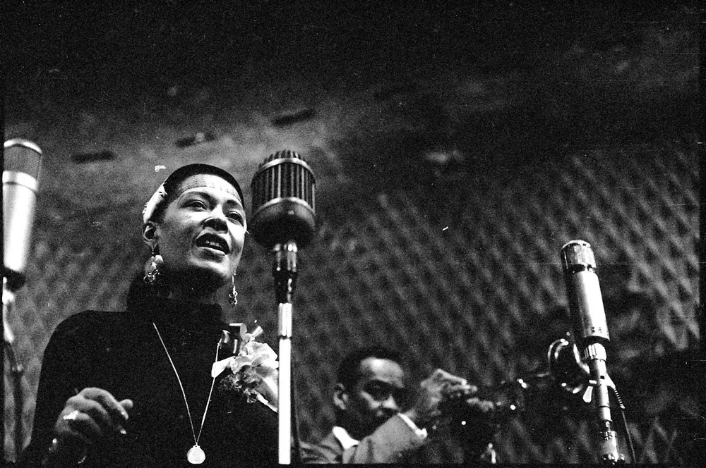 7619144-billie-holiday.jpg