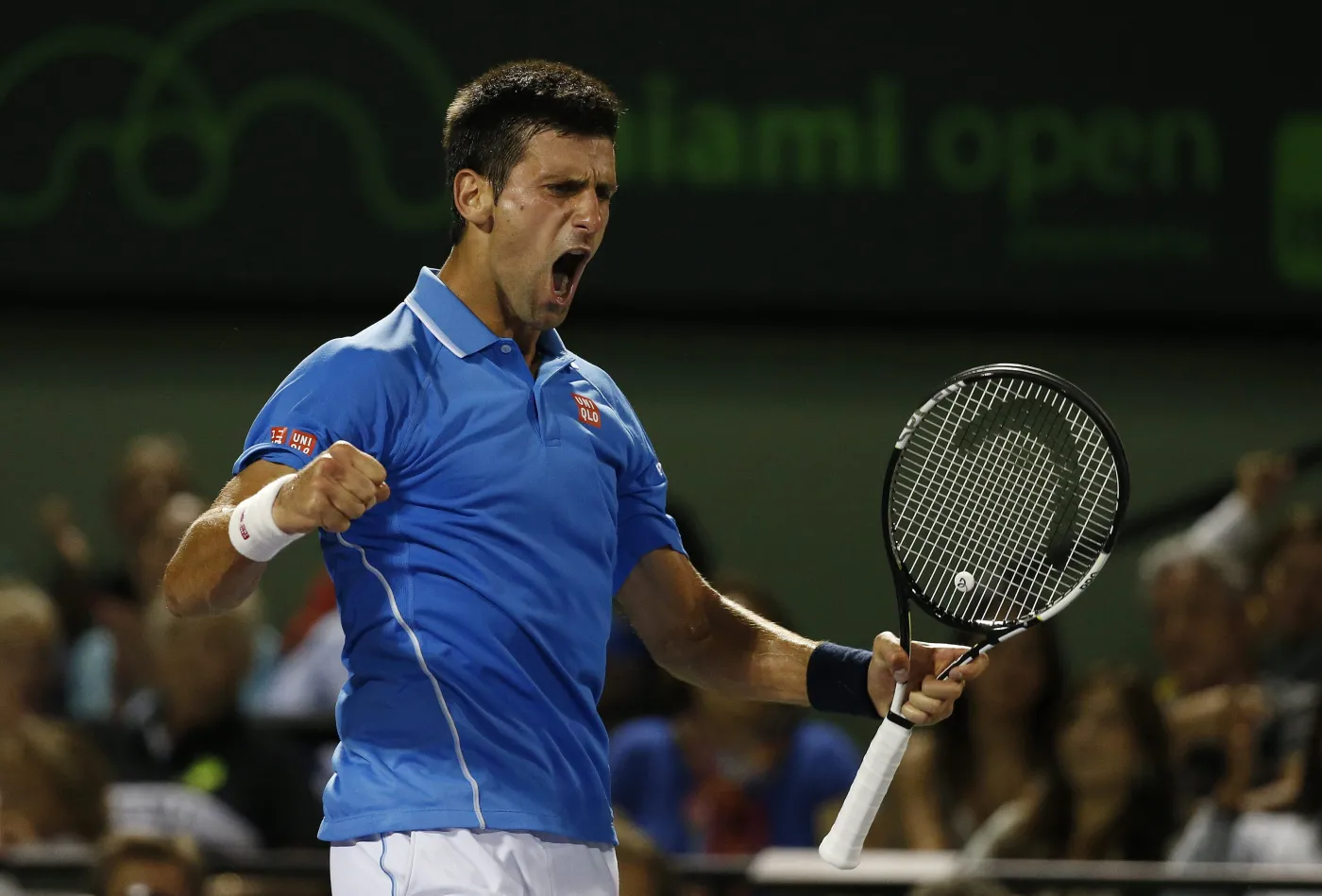 Djoković zagra z Isnerem w półfinale Miami