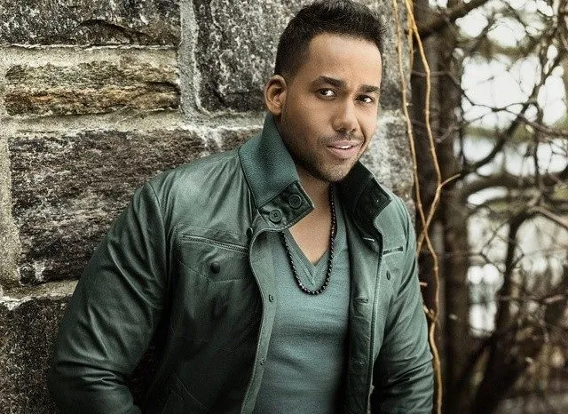 7628989-romeo-santos.jpg