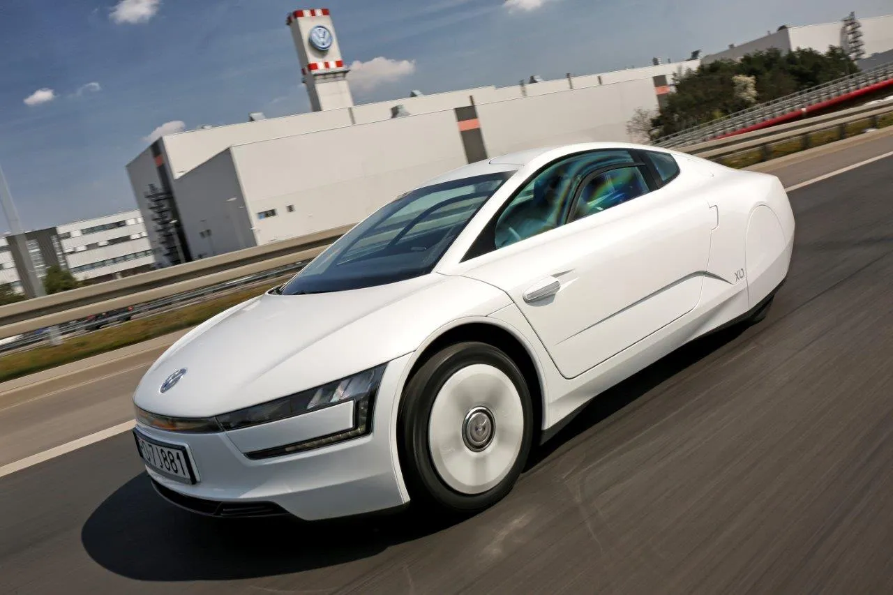 7731906-volkswagen-xl1.jpg