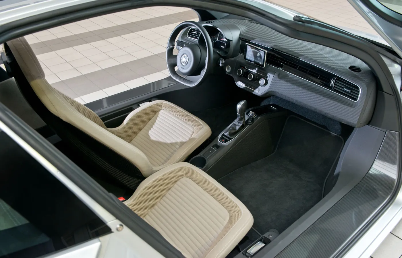 7732146-volkswagen-xl1.jpg