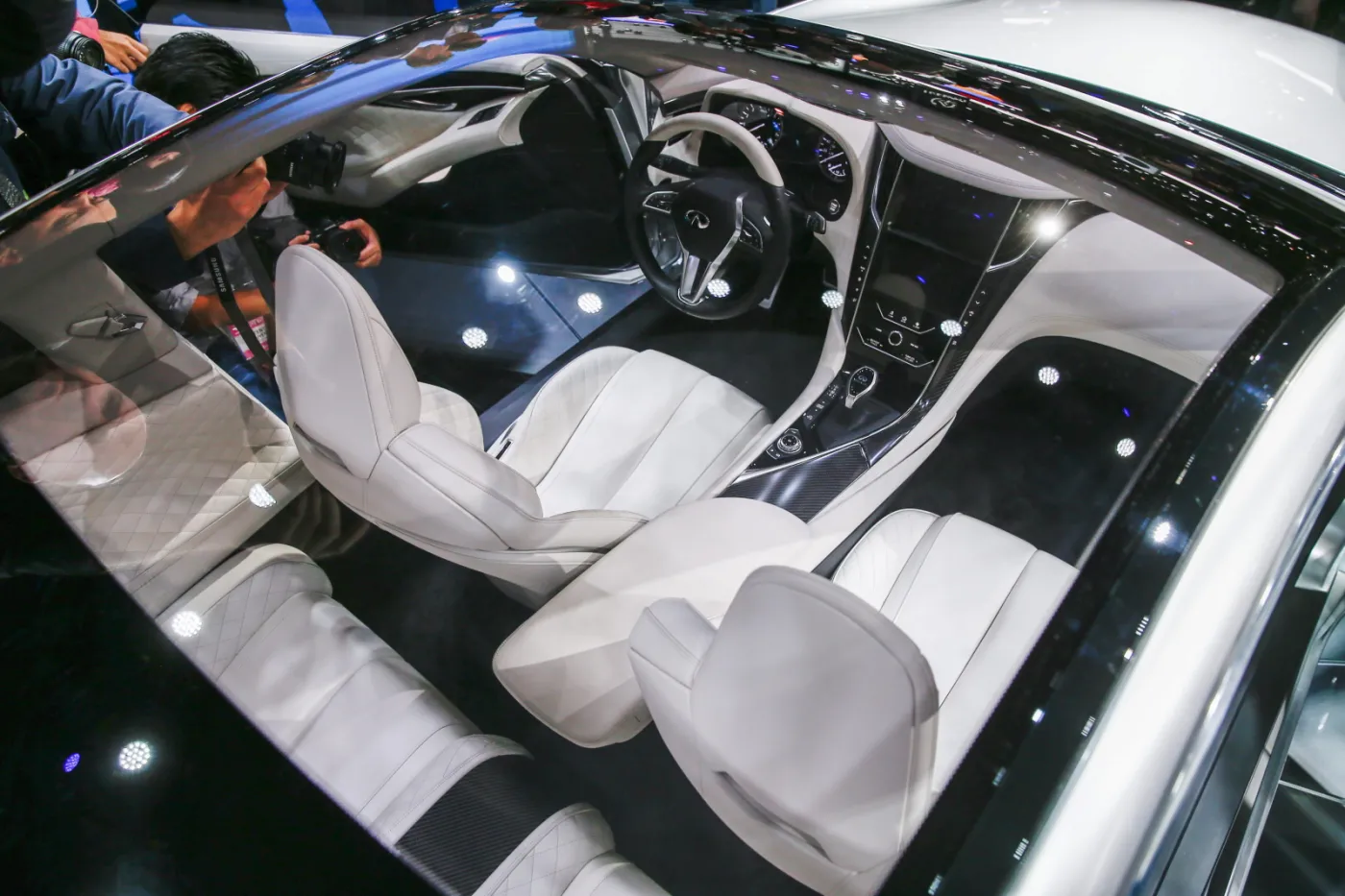 Infiniti Q60, czyli nowe cudeńko Japończyków sensacją. ZDJĘCIA