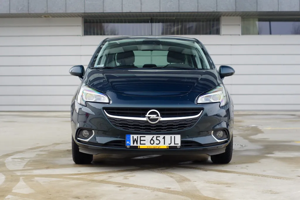 7438171-opel-corsa-1.jpg