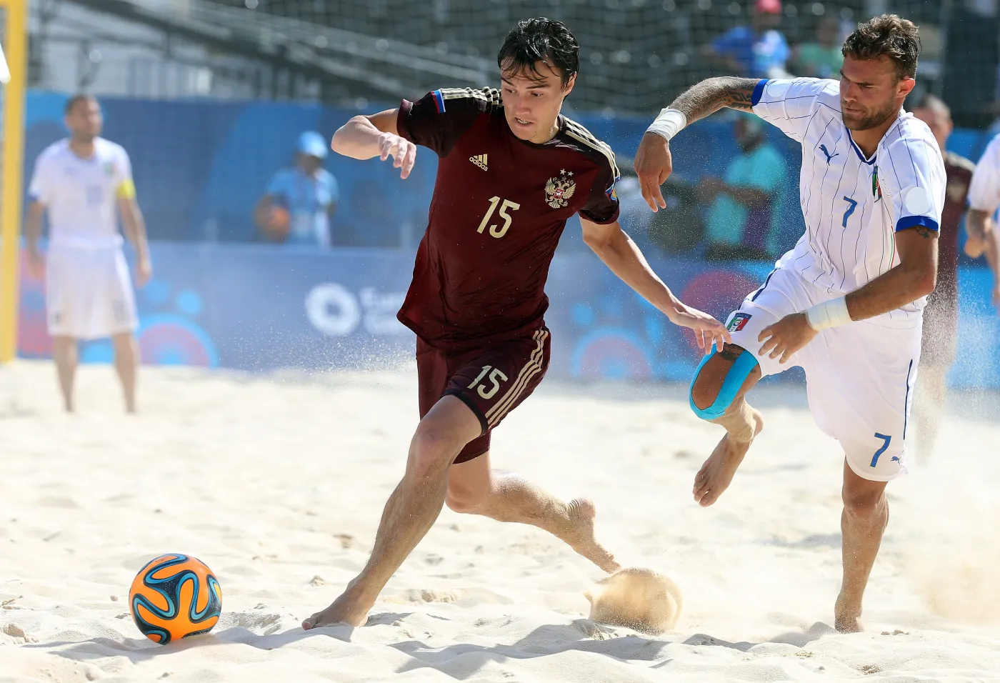 7918919-beach-soccer.jpg