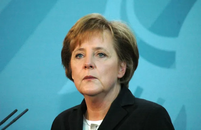 Grecja o krok od bankructwa. Kryzysowe posiedzenia rządów Francji i Niemiec