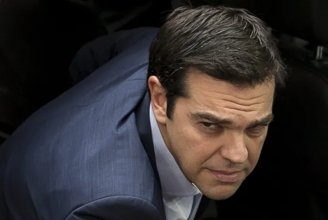 Bunt w partii greckiego premiera. Tsipras straci większość w parlamencie
