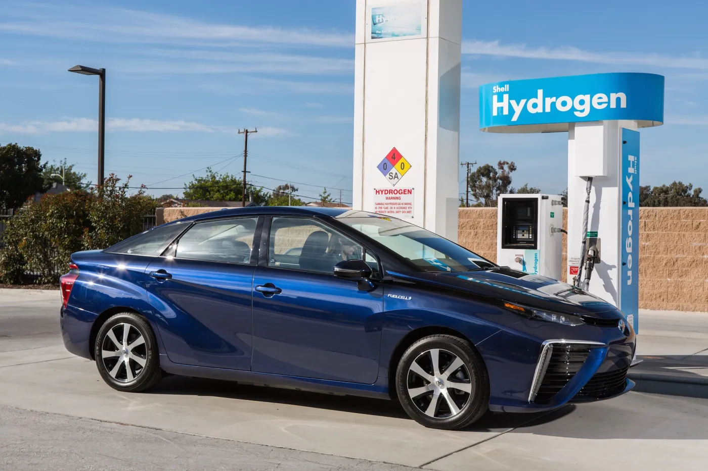 7851387-toyota-mirai.jpg