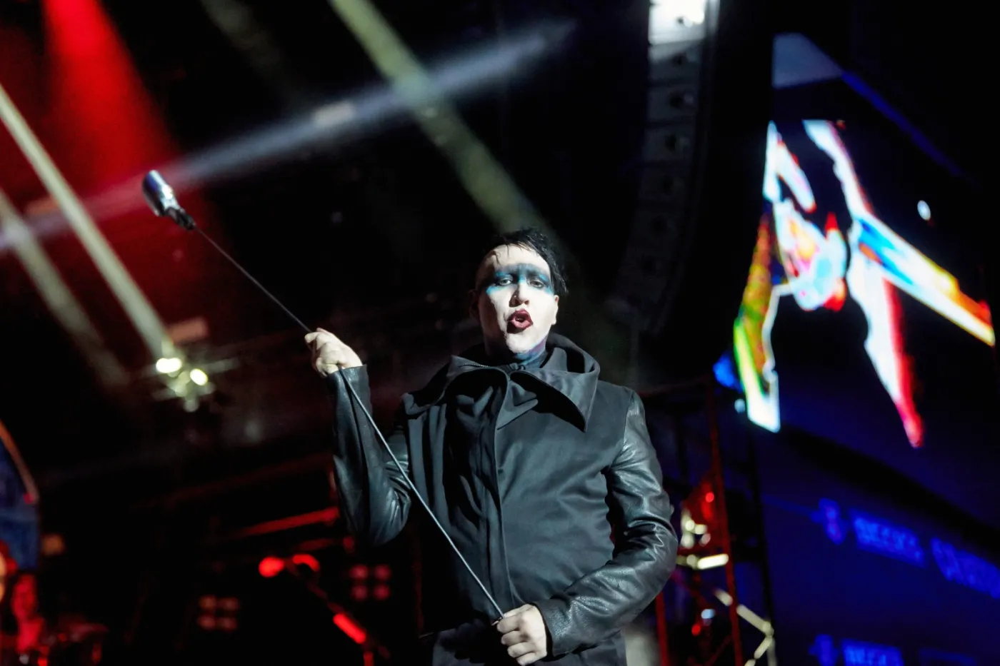 7845211-marilyn-manson.jpg