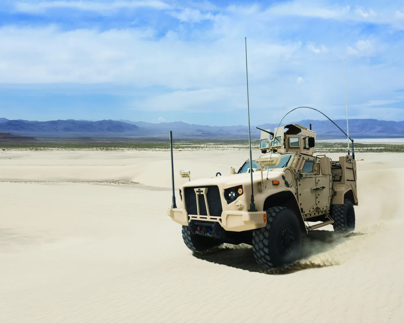 8137985-oshkosh-jltv.jpg