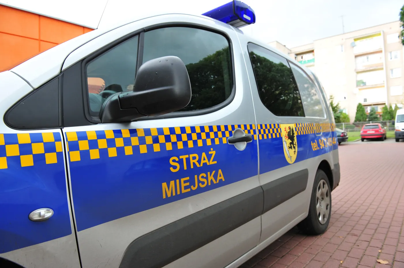 Oto, jak doi się kierowców. Cała prawda o straży miejskiej. NOWY RAPORT