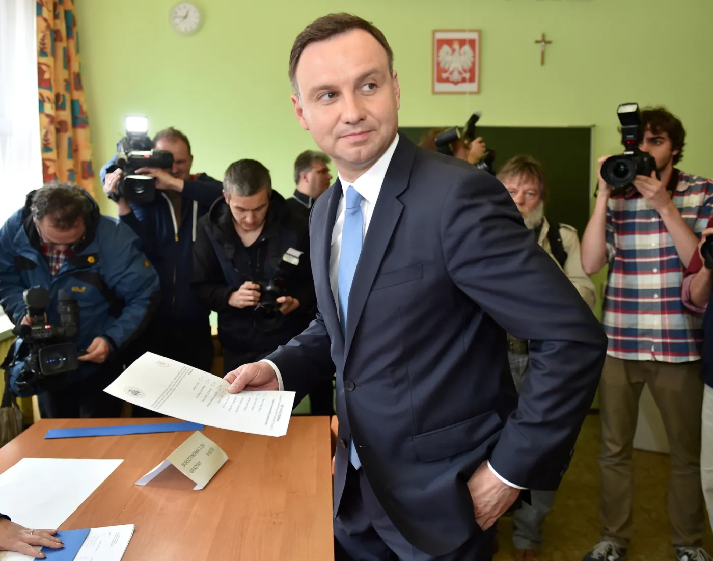 SENSACJA! ANDRZEJ DUDA WYGRYWA PIERWSZĄ TURĘ WYBORÓW PREZYDENCKICH!