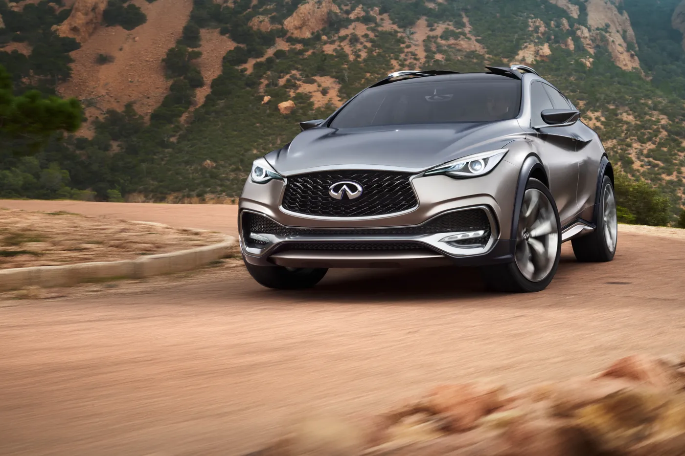7528411-infiniti-qx30.jpg