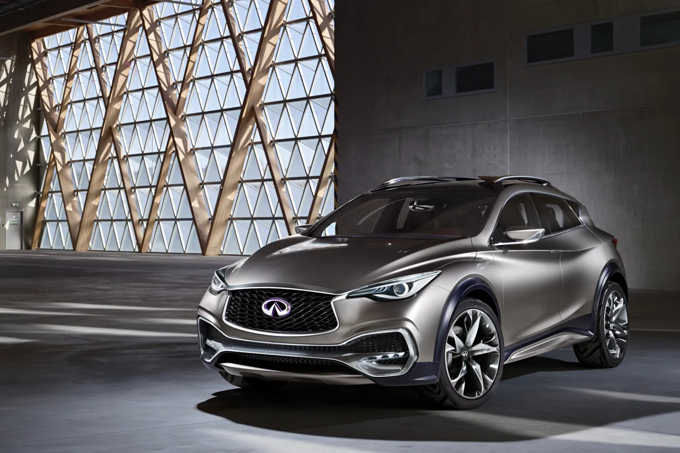 7528585-infiniti-qx30.jpg