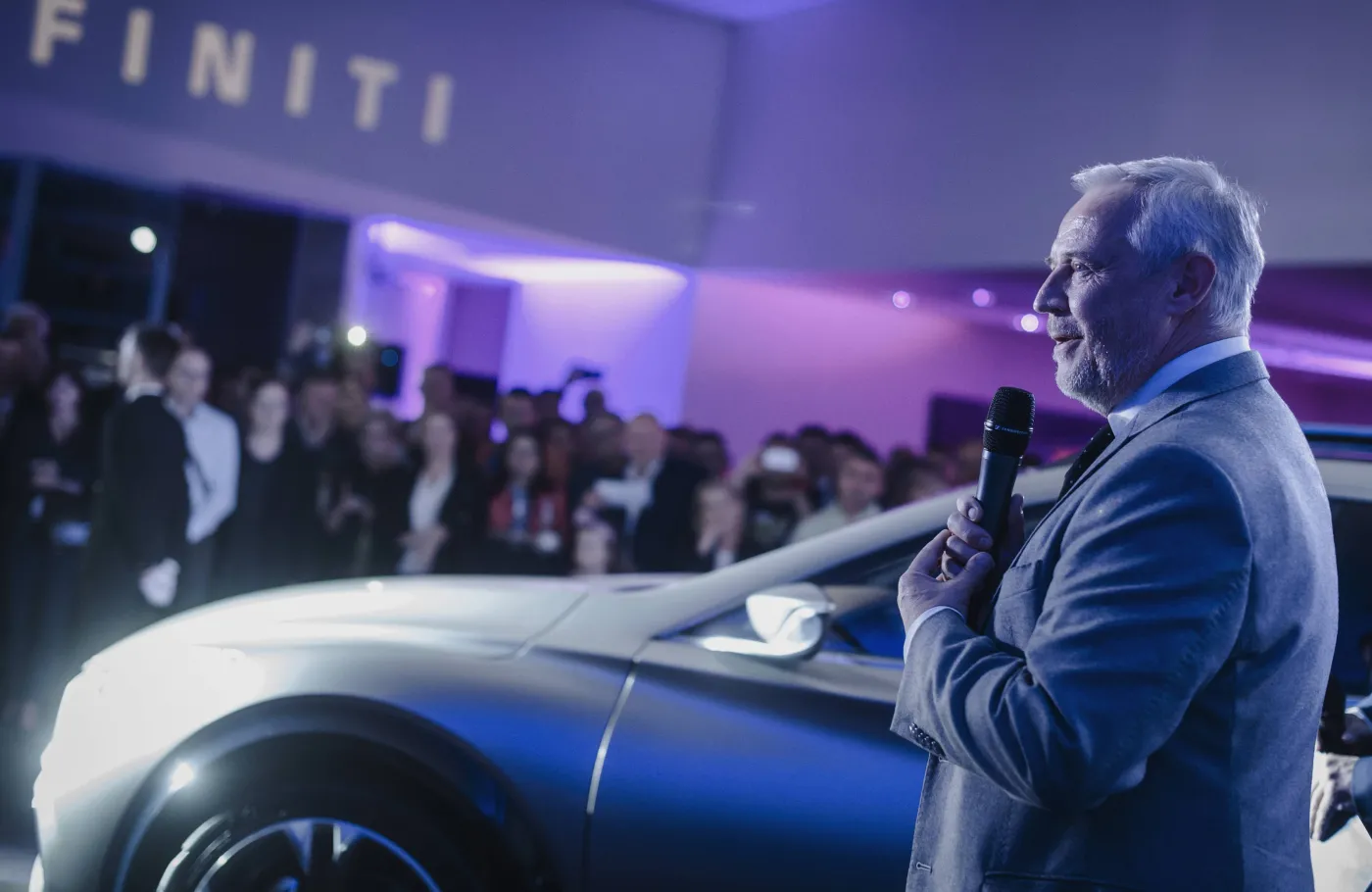 Japończycy po raz pierwszy w Polsce chwalą się infiniti QX30. ZDJĘCIA