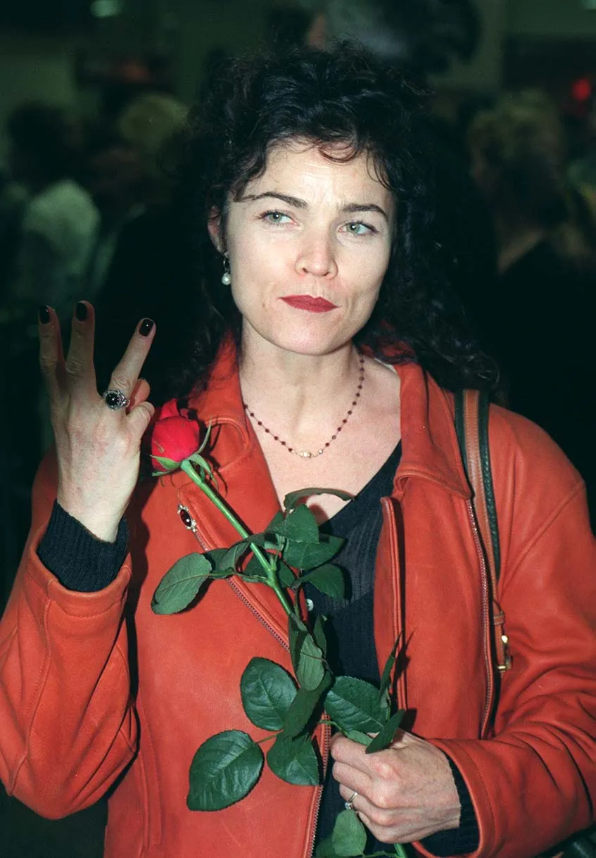 7883291-alannah-myles.jpg