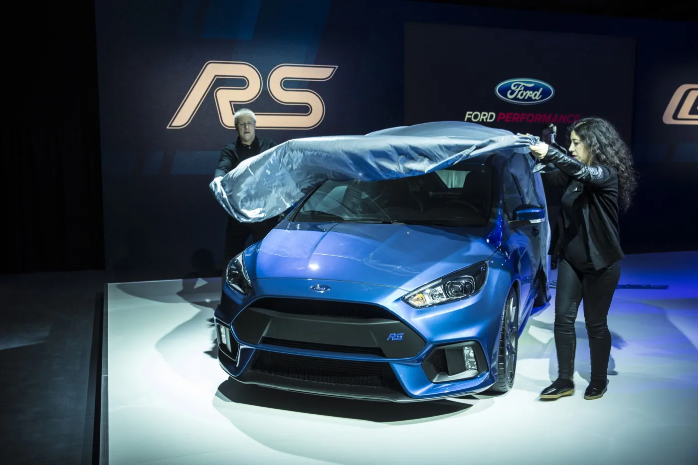 Ford chwali się nowym modelem. Zdziwisz się, kiedy zajrzysz pod karoserię...