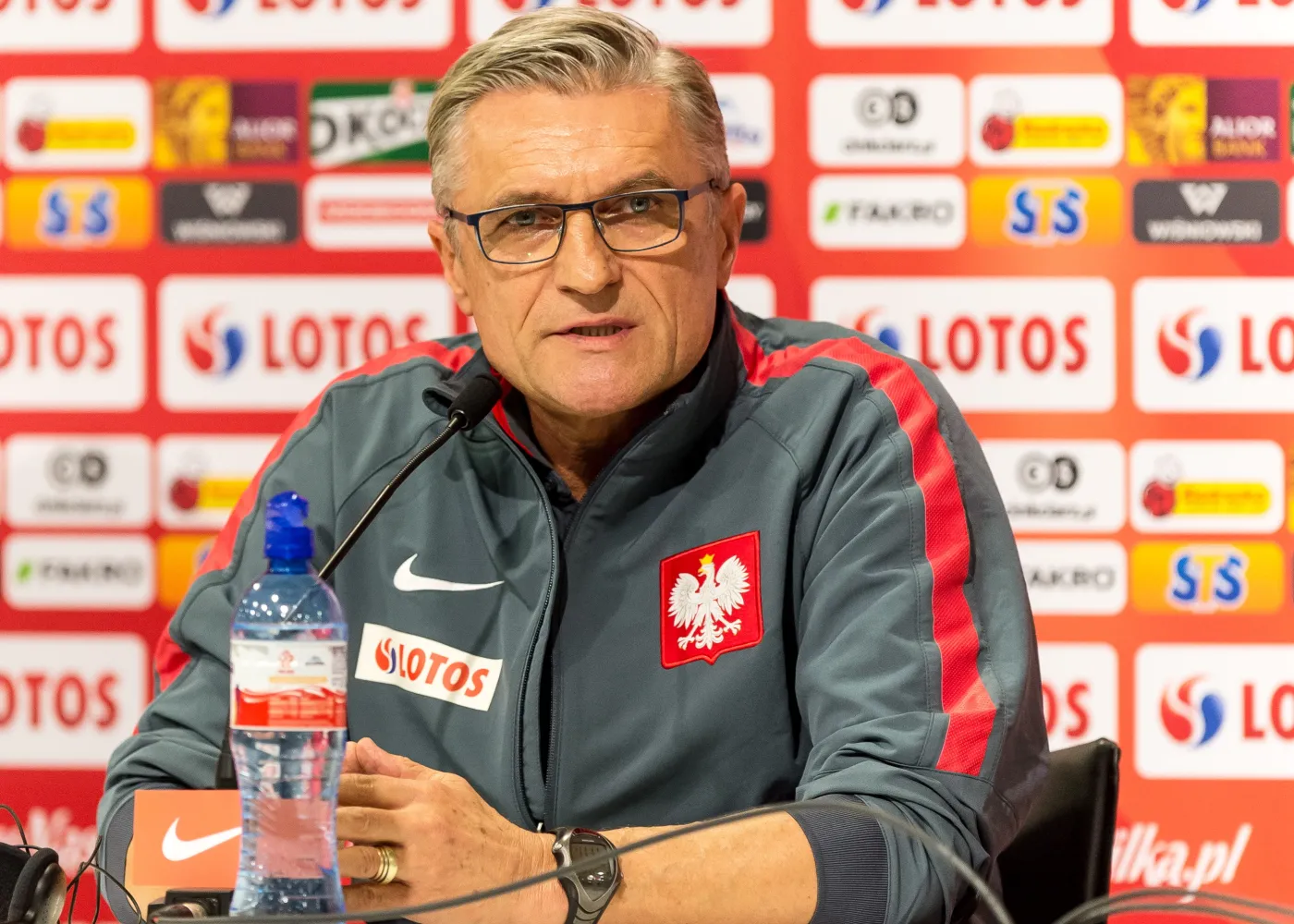 Nawałka tłumaczy się przed kibicami dlaczego z Czechami nie zagra Lewandowski i Krychowiak. WIDEO