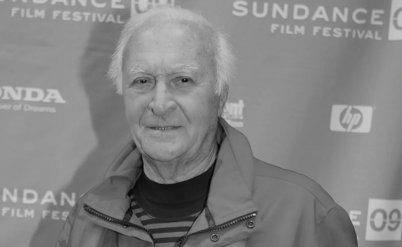 Robert Loggia