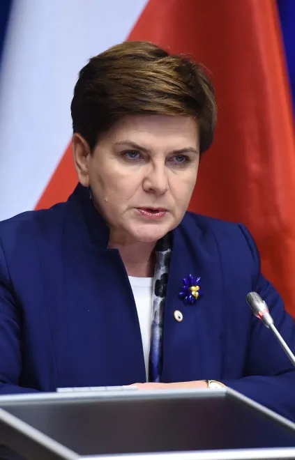 8558684-beata-szydlo.jpg