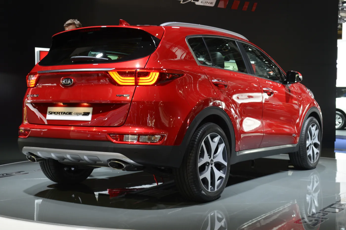 8215512-kia-sportage.jpg
