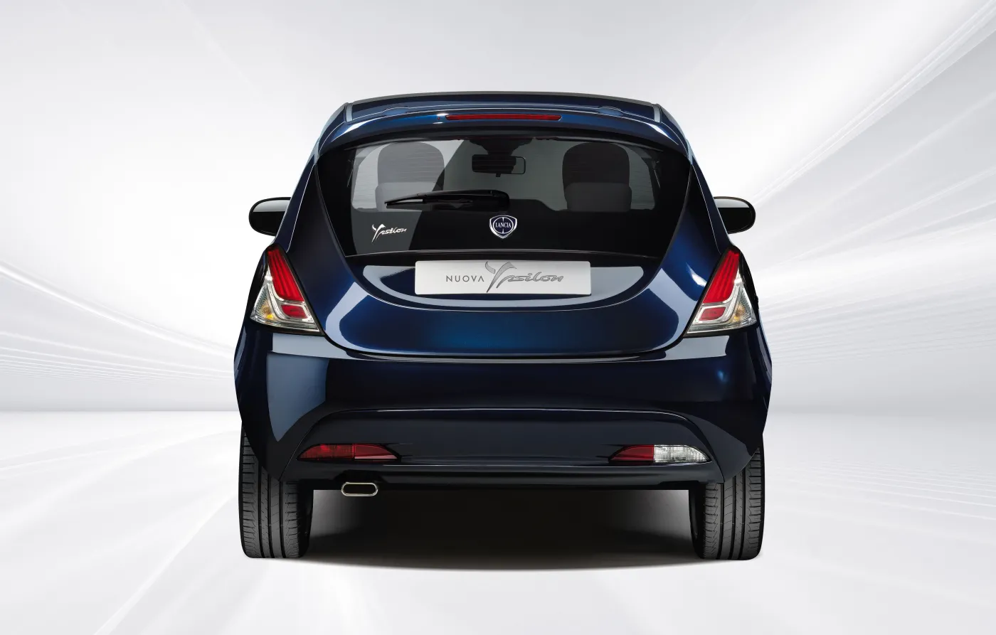 8234470-lancia-ypsilon.jpg