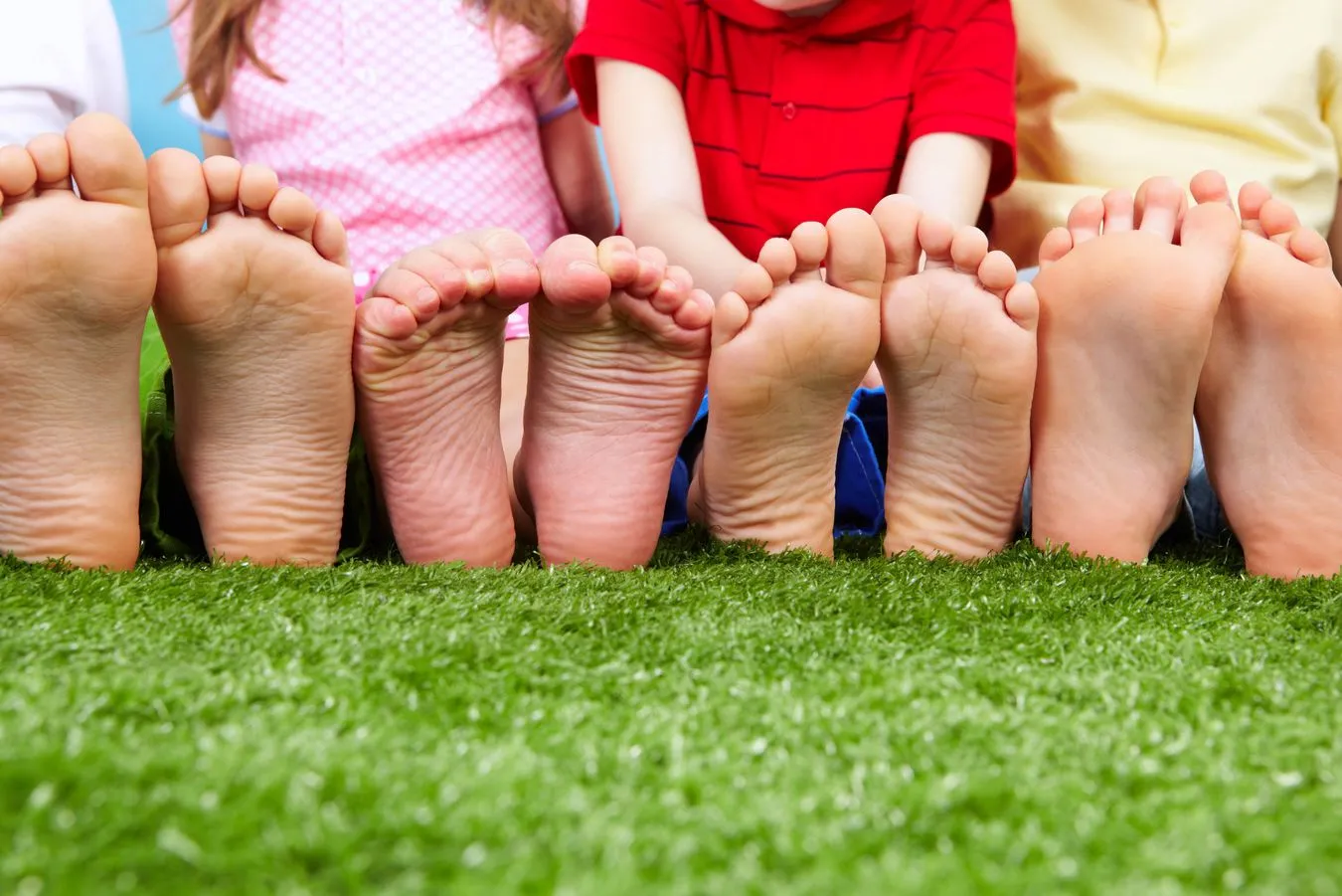 Zaprojektował buty, które rosną wraz ze stopą dziecka