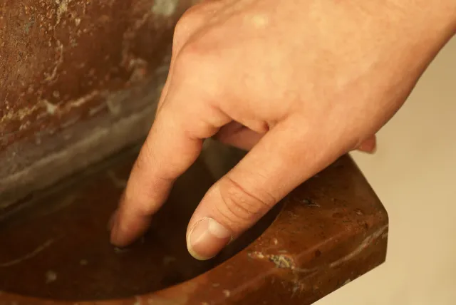 Komunia nie dla rozwiedzionych. Abp. Gądecki rozwiał wątpliwości